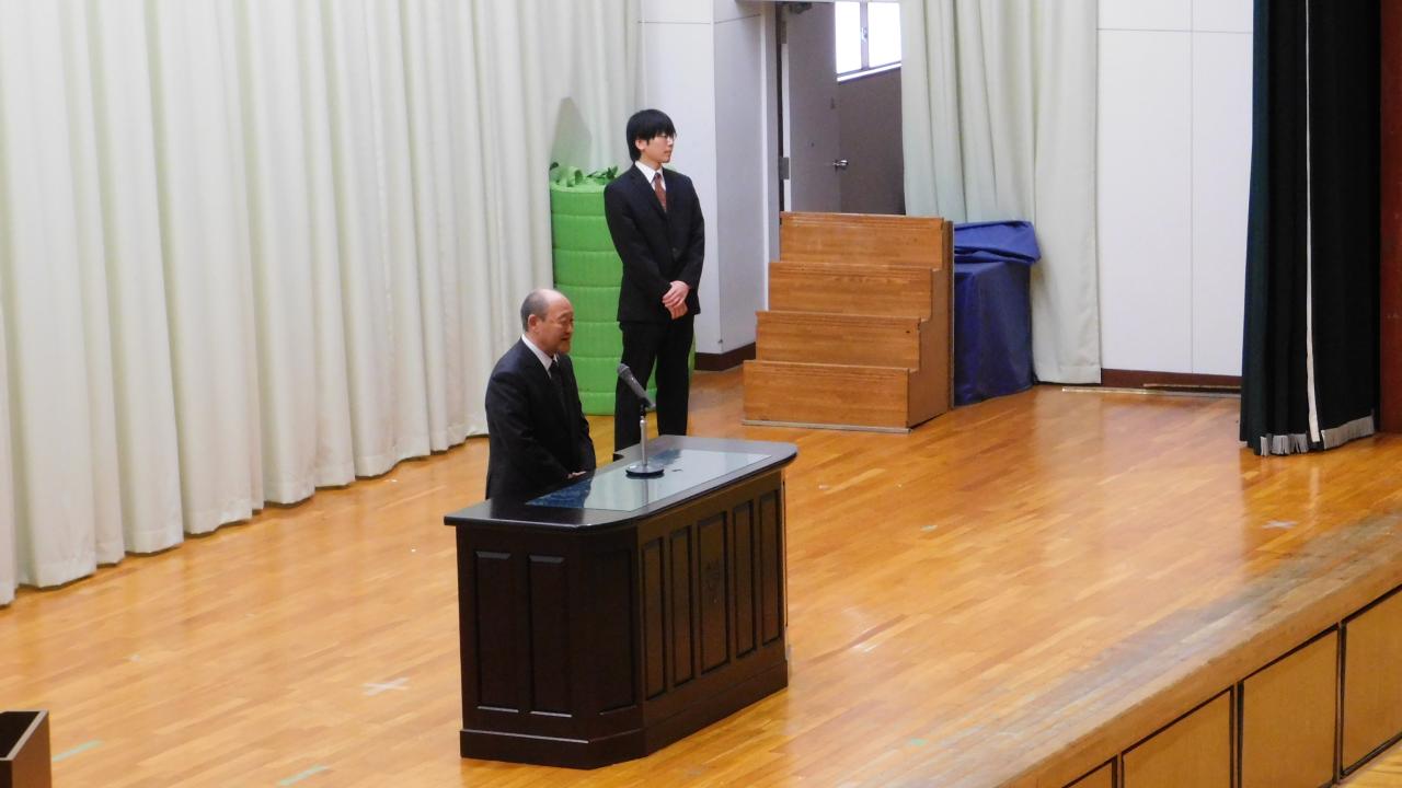 3学期終業式・離任式が行われました