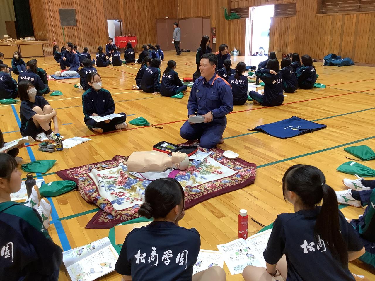 心肺蘇生法実習を行いました