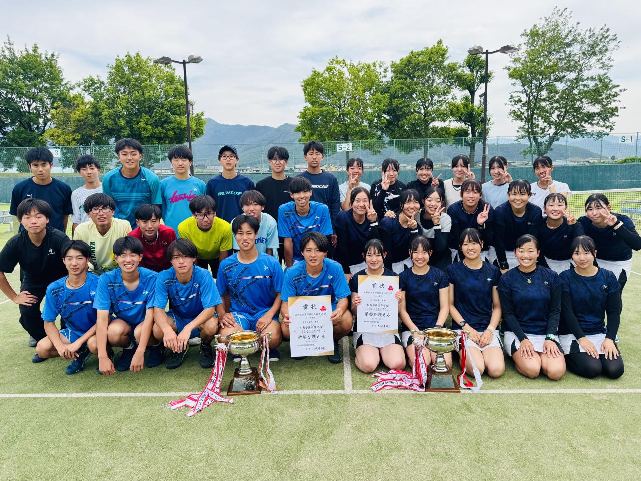 テニス部、11名がインターハイへ！