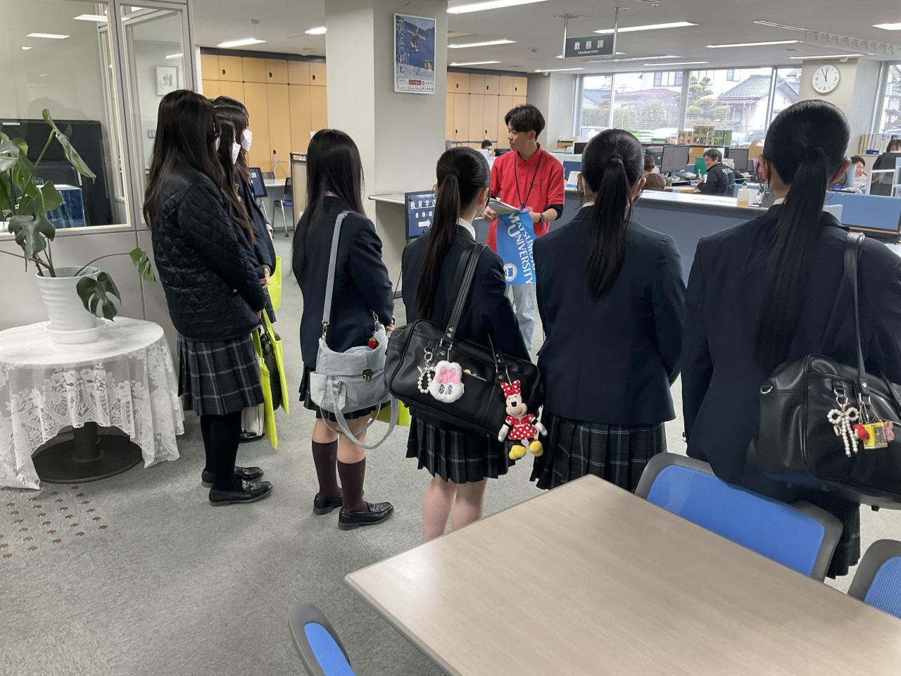 商業科2年生が高大連携授業の一環で松本大学に行ってきました