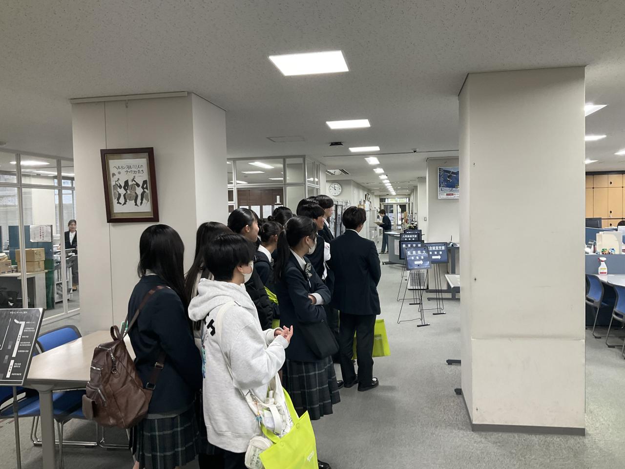 商業科2年生が高大連携授業の一環で松本大学に行ってきました