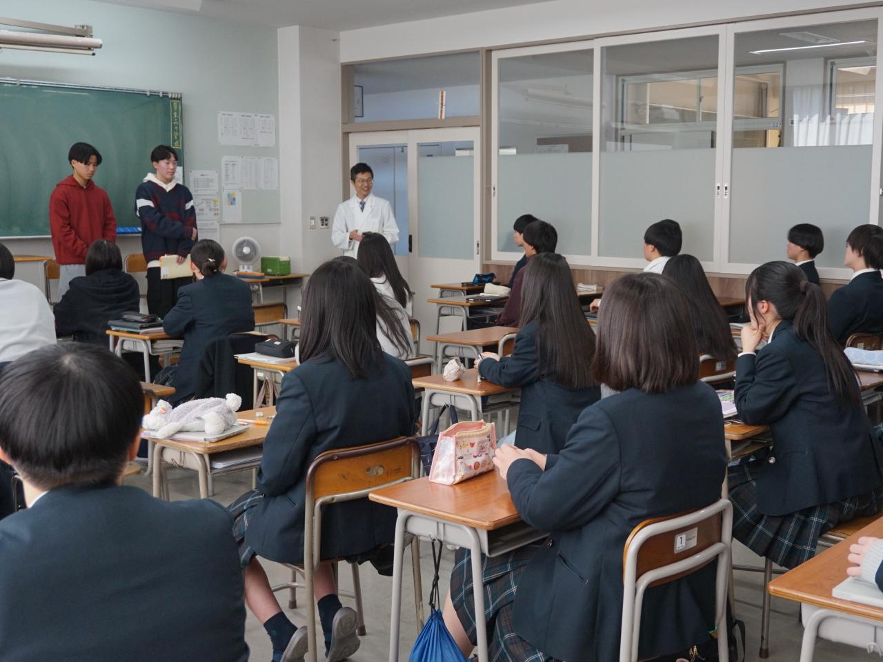 3年生による大学受験体験講話を実施しました