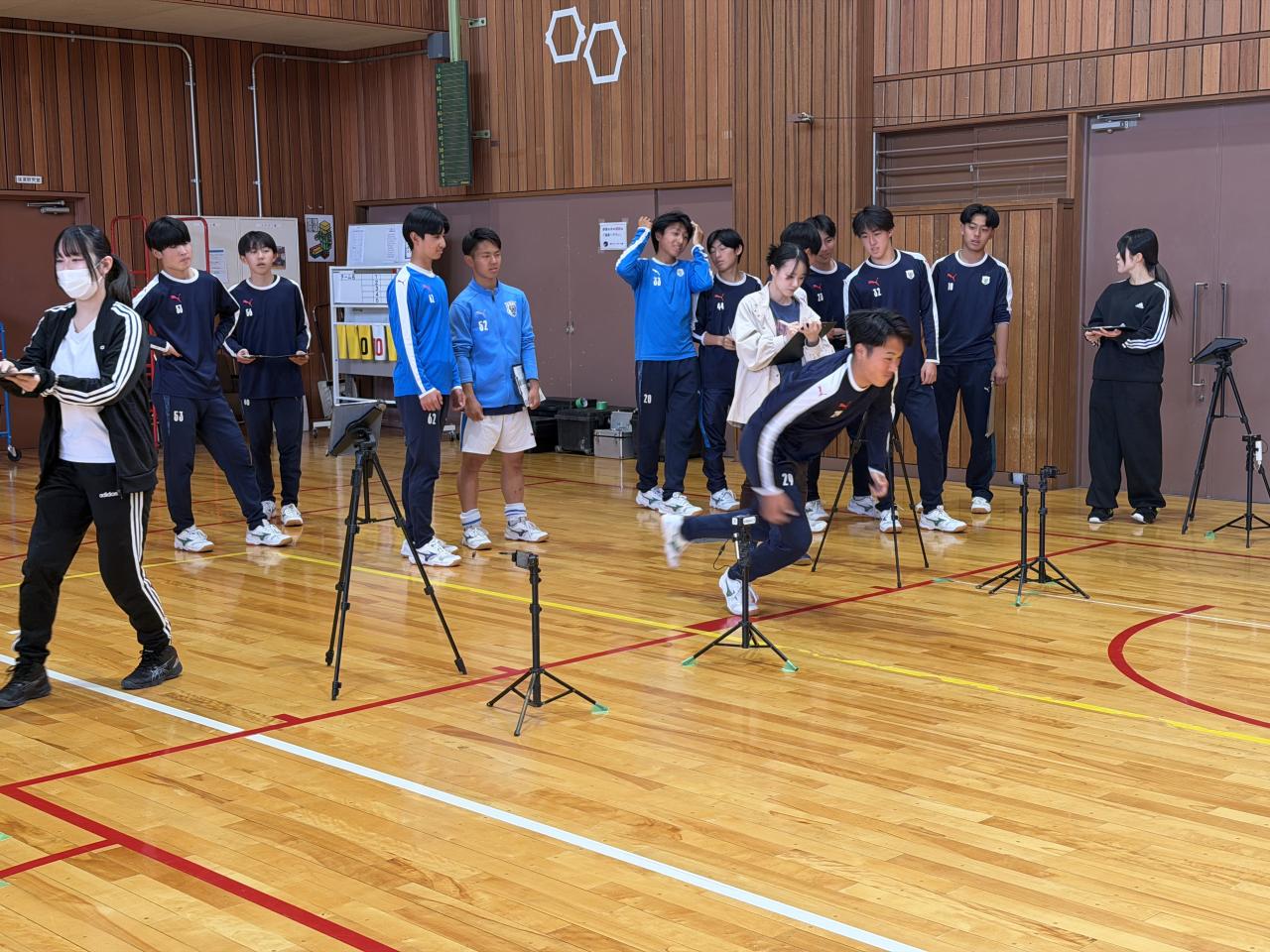 総合コースの専攻体育の授業にてフィジカル測定を行いました