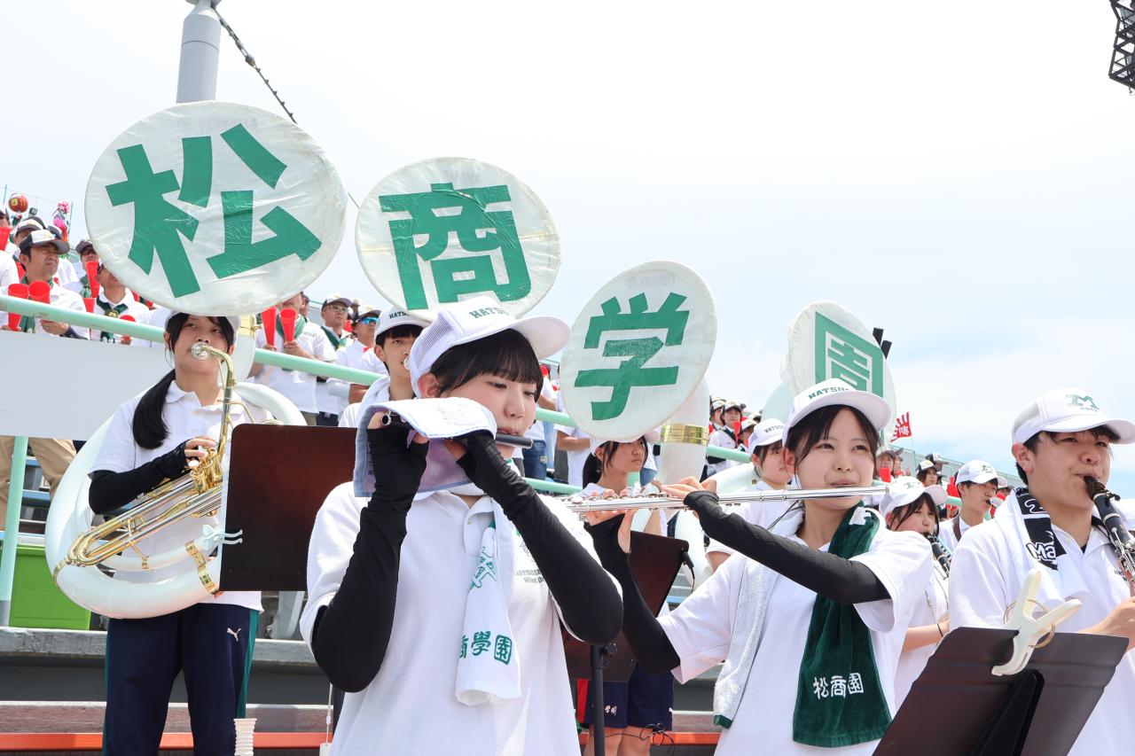 夏の高校野球長野大会で生徒たちの応援で勝利しました