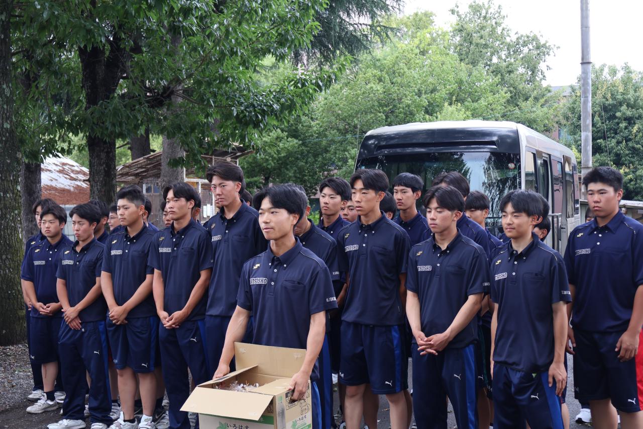 【軟式野球部】3年連続の全国大会に向けて選手が出発