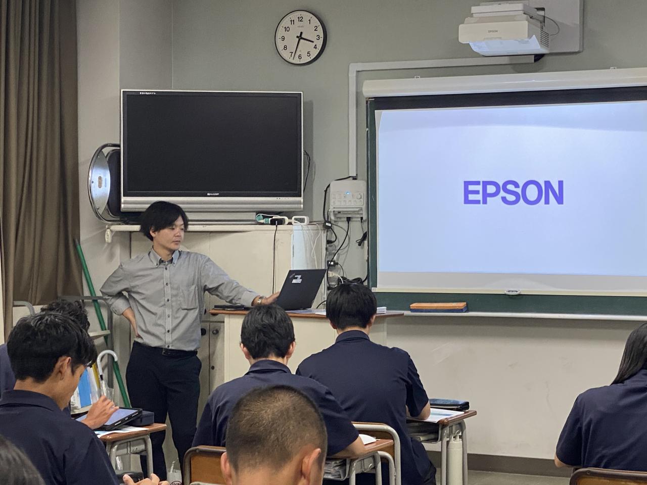 SSHキャリア教育 1年生SSHキャリアガイダンス(社会・企業編)を実施しました